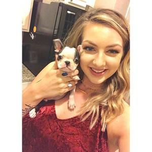 Meet your Posher, Mackenzie